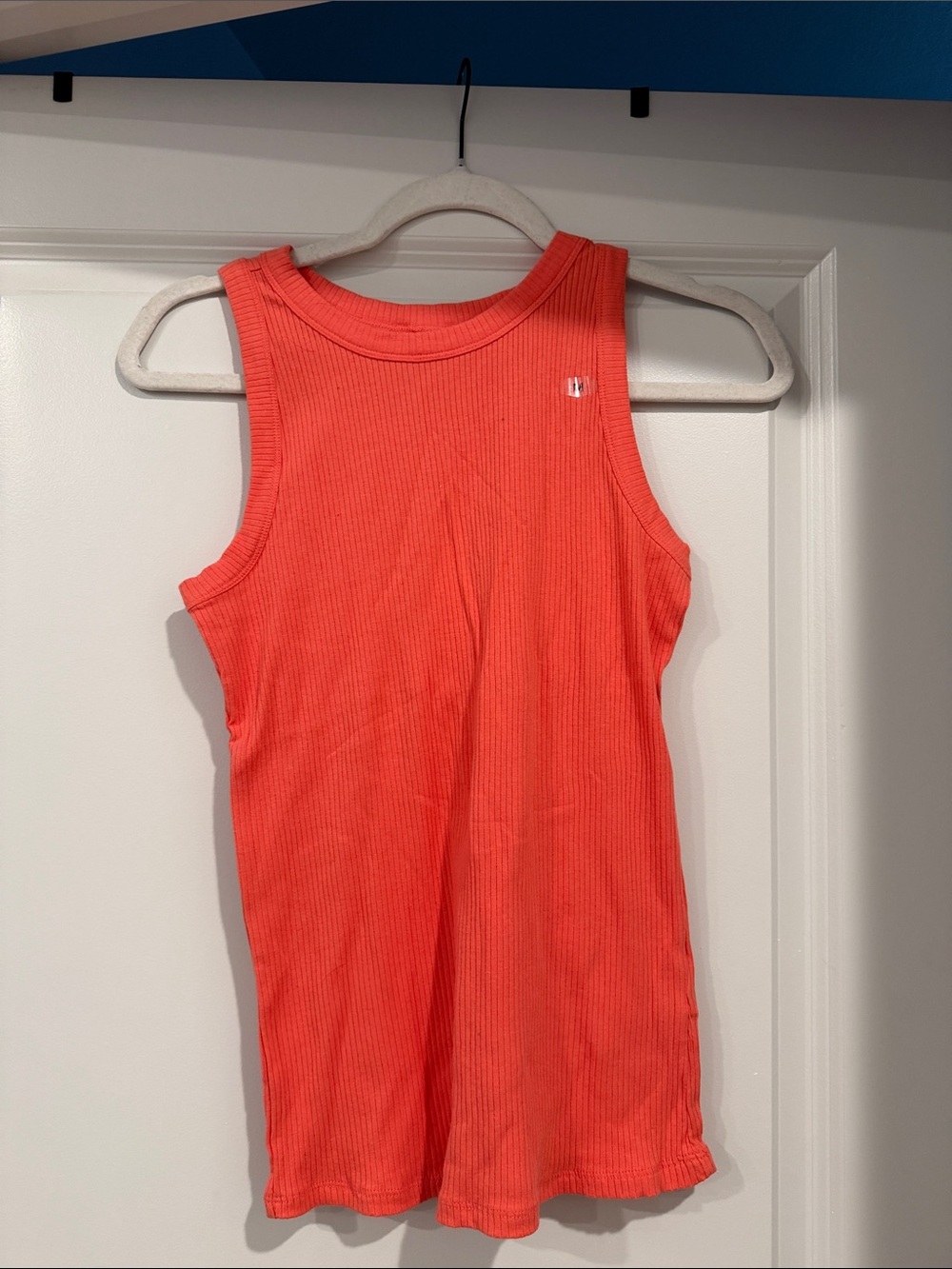 NWOT womens Sleeveless Ribbed Tank Top - Coral